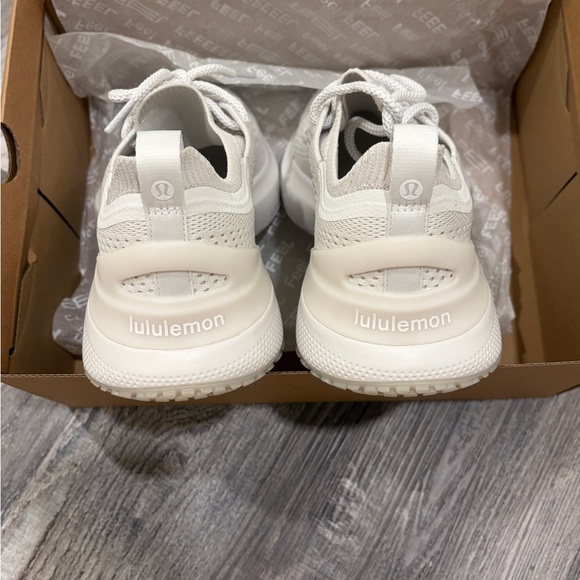 Lululemon Women's Chargefeel 3 Workout Shoes Size 7.5 - Picture 8 of 10